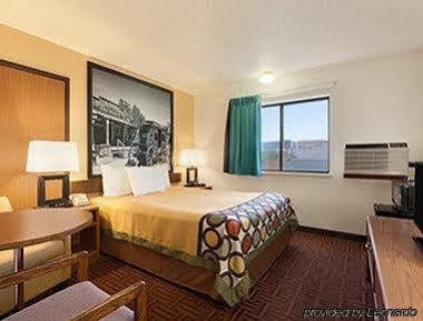 Super 8 By Wyndham Wall Exterior photo